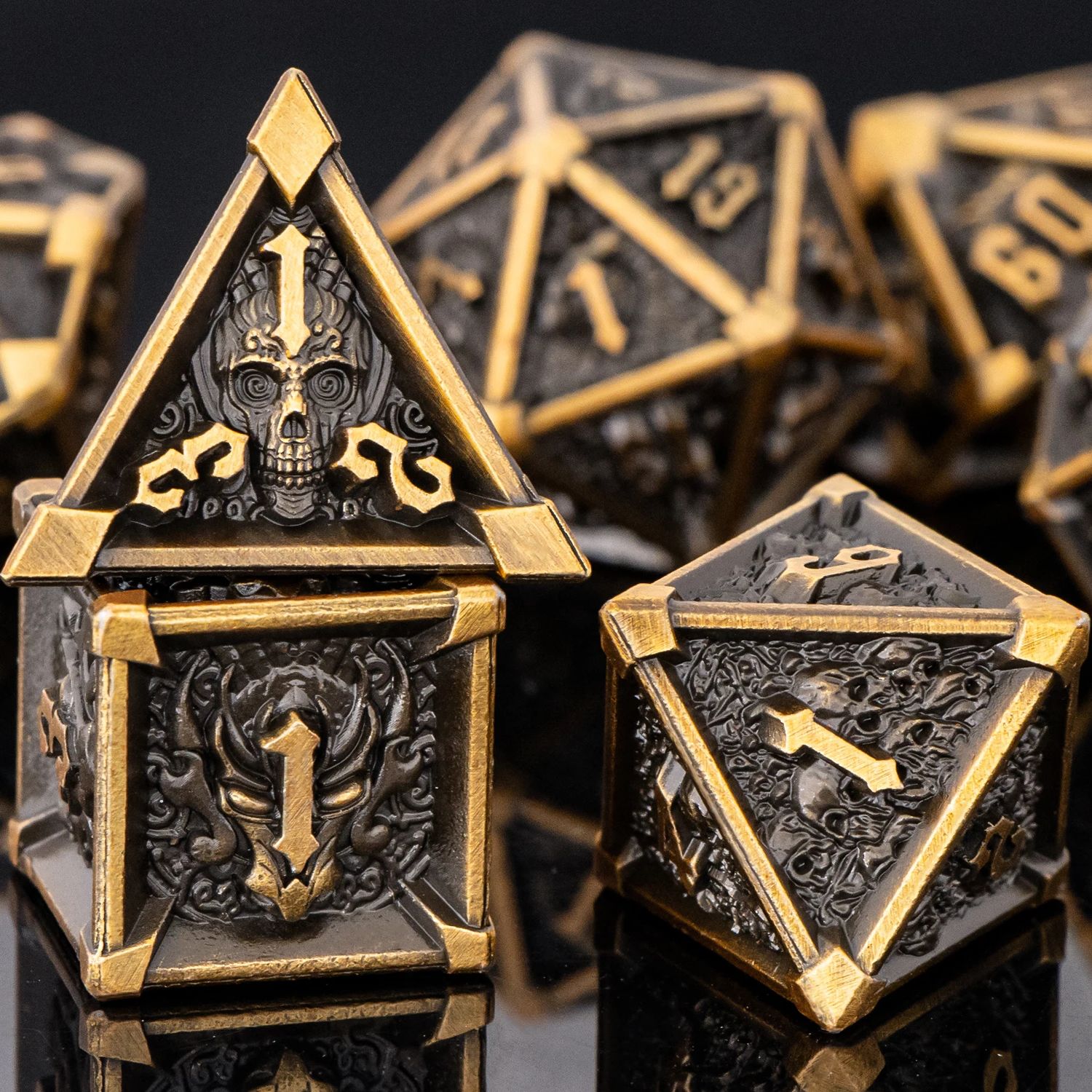DnD Skull&Dragon Metal Dice Se - Dice Tower Wooden ulasan dan harga